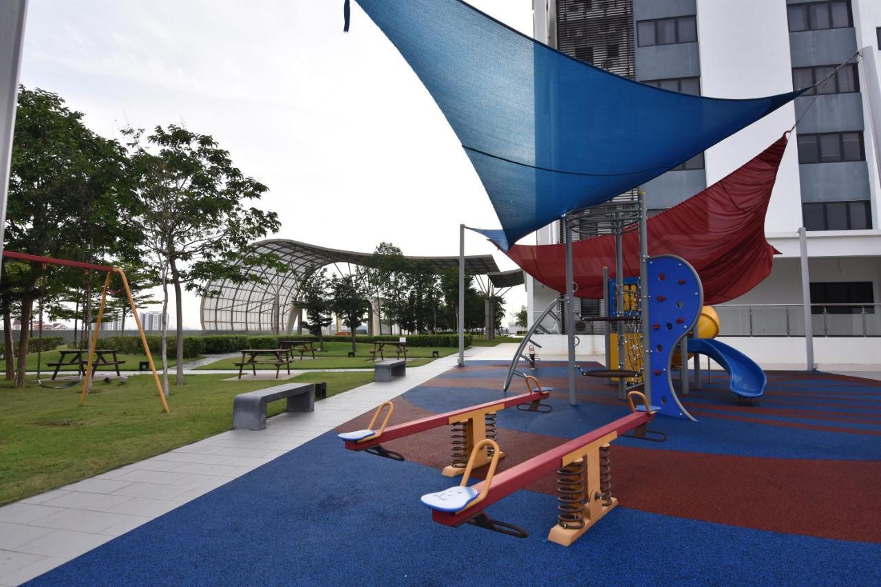 Cozy Homestay With Wifi @Encorp Strand Mall @Alpha Ivf Petaling Jaya Eksteriør billede