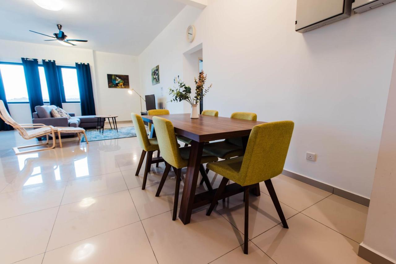 Cozy Homestay With Wifi @Encorp Strand Mall @Alpha Ivf Petaling Jaya Eksteriør billede